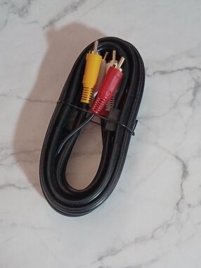 4/$40 New Composite RCA Audio/Video Cable with Red, White and Yellow Plugs